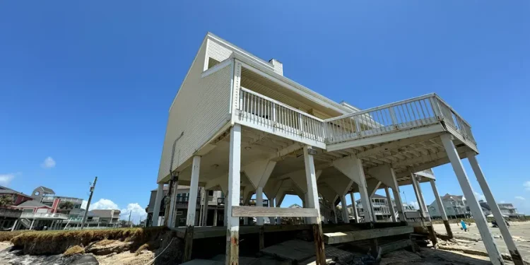 Beyonce's mom's Galveston beach house being called 'nuisance'
