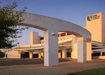 Five Alabama hospitals to be sold in $450 million deal