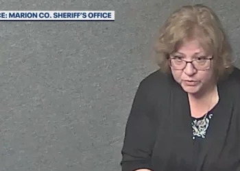 The Florida Sheriff's Office Shares Video Of A Woman Interrogated For Shooting Her Neighbor Dead Through A Door