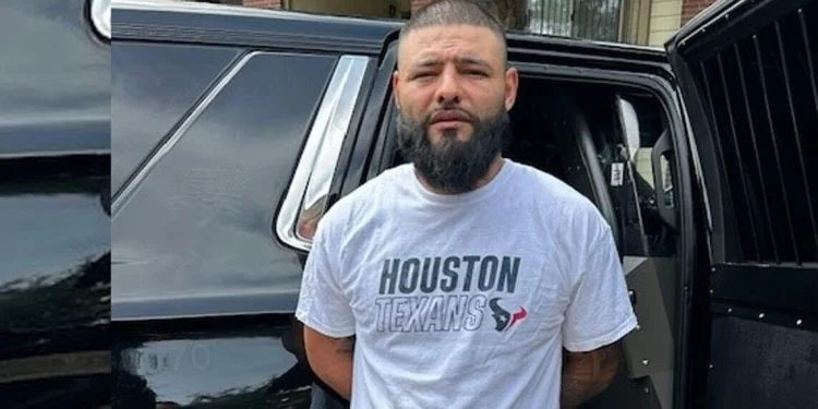 Deputies and U.S. Marshals arrest wanted felon for breaking into ex-girlfriend's home