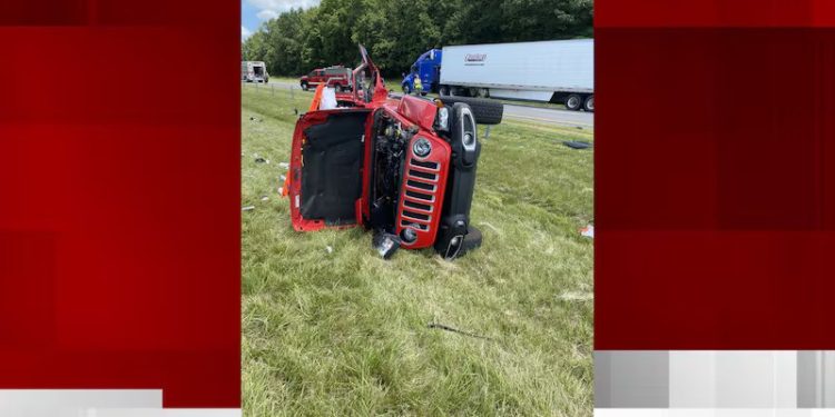 Driver, passenger die after single-vehicle crash on I-69 near Waterloo
