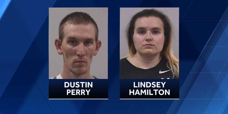 Iowa mother, father accused of leaving 4-year-old with relatives, telling them to keep them in 'makeshift cage'