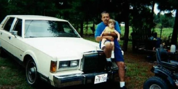 Texas court sets execution for man in controversial shaken baby syndrome case