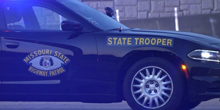 1 dead, 3 teens seriously hurt in Saturday night crash