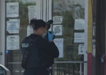 Co-worker finds woman shot to death inside southwest Houston liquor store