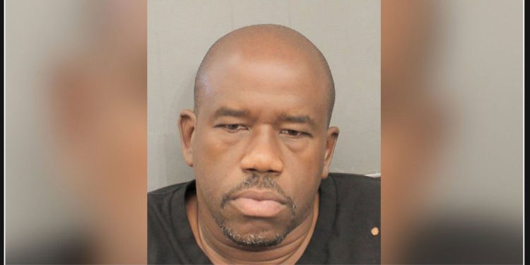 Convicted murderer's wheelchair in jail found to conceal hidden gun, Harris County officials discover