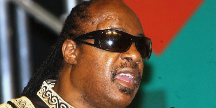 DAILY DIRT: Stevie was blind, but now he can see