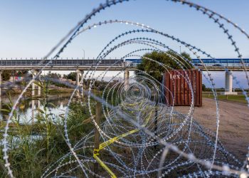 Feds can't destroy razor wire TX installed near Eagle Pass, appeals court rules