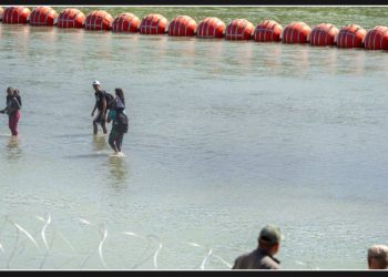 Greg Abbott to Increase Border Blockades in Rio Grande, Media Reports Claim