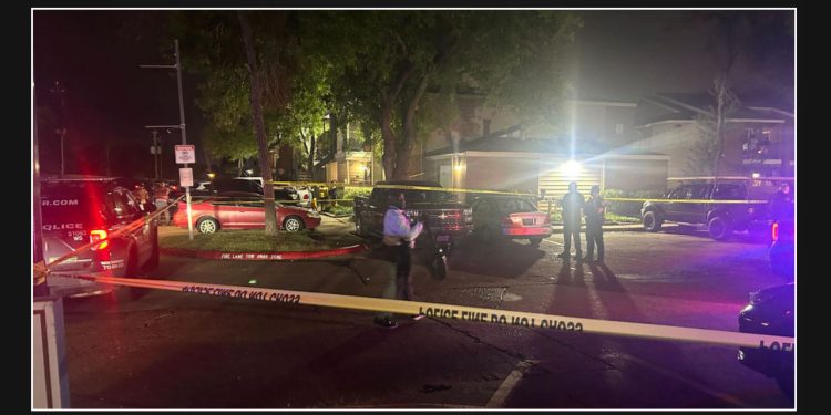 Houston police report 3 teenagers fatally shot in shootout at Tierra Del Sol Apartments laundry room on Cook Road in Alief area