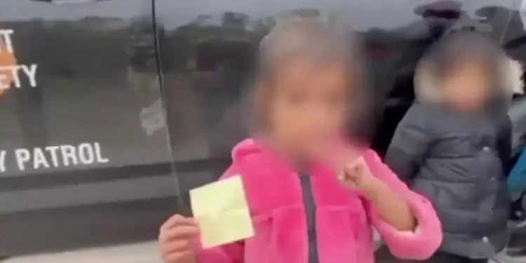Mother Paid Smuggler to Take Her Toddler Over US Border