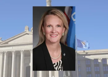 National supermajority agrees with Oklahoma-style transgender laws