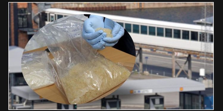 Texas Border Agents Seizes Over 350 Pounds of Meth