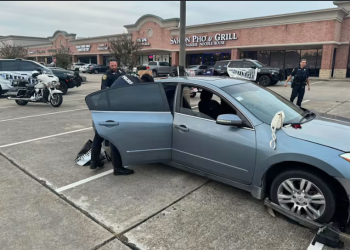Three Suspects Arrested After High-Speed Chase in Sugar Land, $5,000 in Stolen Merchandise Recovered