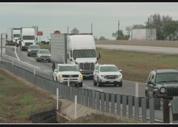 Trucking owners in Texas team up with mothers to fight against human trafficking