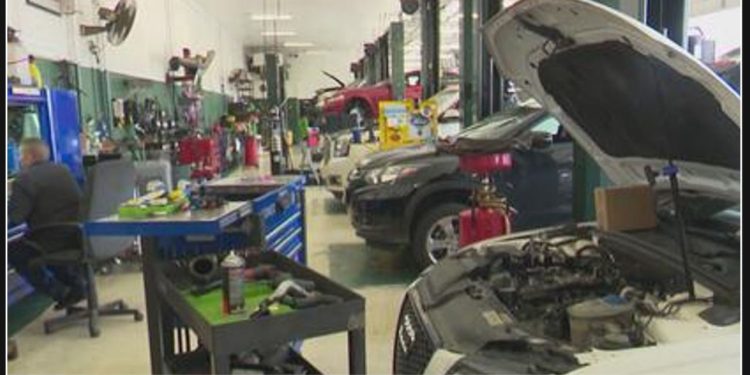 What drivers in Texas should know about the issues during early vehicle registration