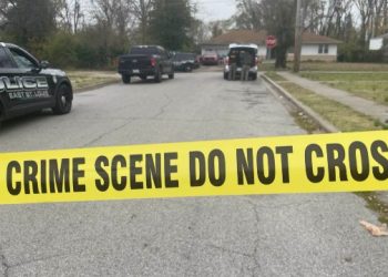 Woman says boyfriend fatally shot suspected car thief in East St. Louis