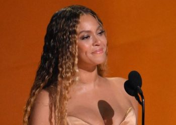 World reacts to shocking Beyoncé announcement