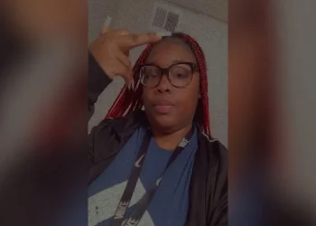 1-month-old baby died after her mother put her in heated oven instead of her crib and then called a relative saying “something wrong with the baby;” mother charged