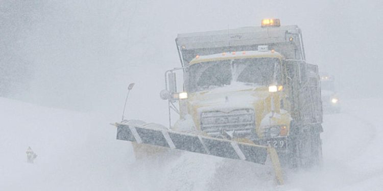 12 MORE Inches Coming on Monday to New York State