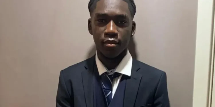 18-Year-Old Sentenced to Dubai Prison for Sleeping with 17-Year-Old Begs to Be Released: 'Let Me Go Home'