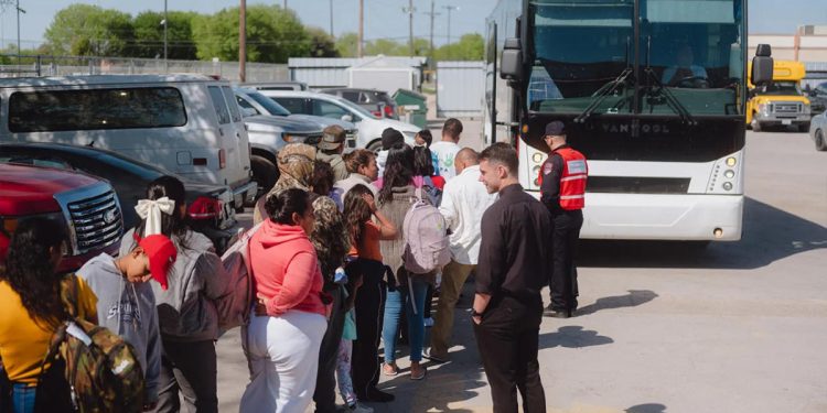 Appeals court rules US can deport illegal immigrants despite local objections in win for incoming Trump admin