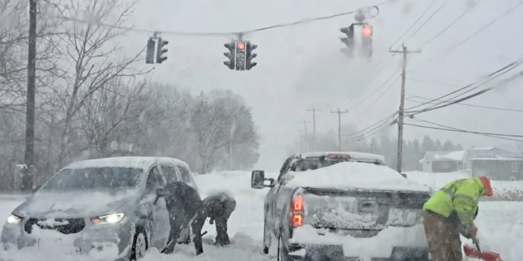 Erie County plow overturns at Lakeview Road, Route 20