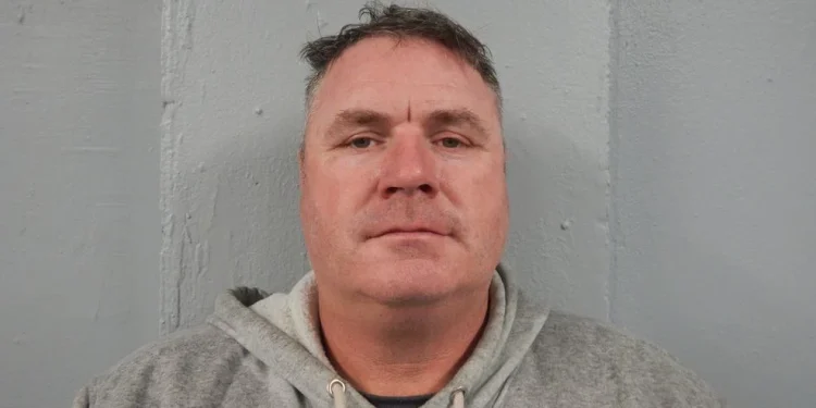 Hannibal contractor arrested for home repair fraud in Hull after Pike County investigation
