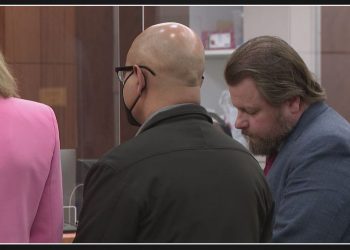 Life sentence given to ex-HISD teacher convicted of sexually assaulting young students