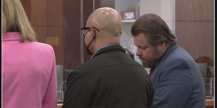 Life sentence given to ex-HISD teacher convicted of sexually assaulting young students