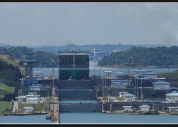 Mexican President Asserts Panama Canal Belongs to Panamanians Following Trump's Warning