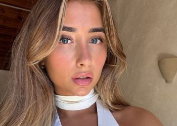 Model Lily Phillips bursts into tears after sleeping with 101 men in 1 day for sordid video