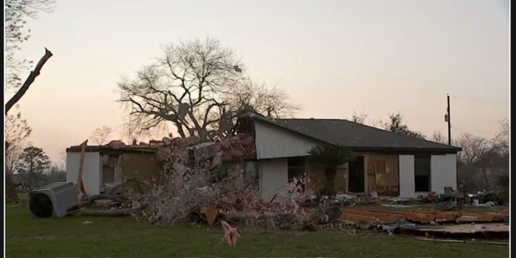 NWS-confirms-5-tornadoes-struck-Waller-Montgomery-Brazoria-Galveston-and-Chambers-Co