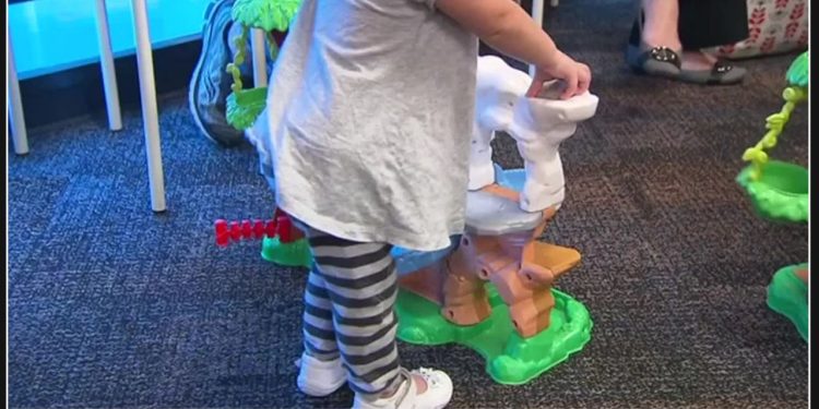 New Texas legislation simplifies the process of enrolling children without immunizations for parents