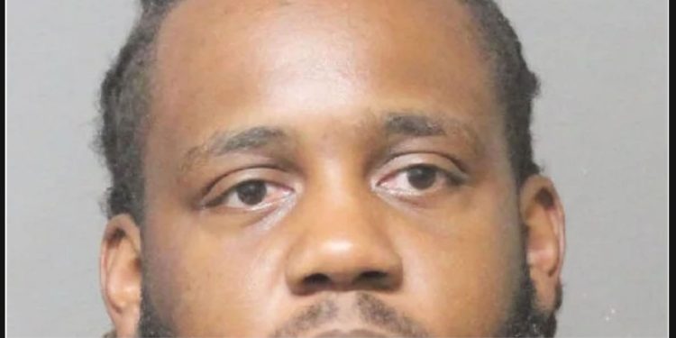 Suspect arrested in Texas for allegedly using industrial saw to break into ATMs