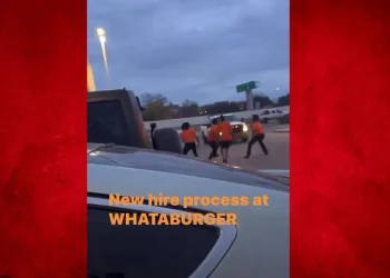 Top of 2024, Whataburger Employees Brawl in Parking Lo,
