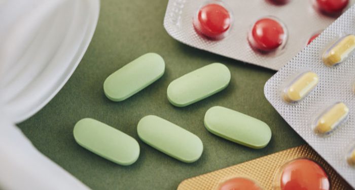 US Young Bankers Turning to ADHD Drugs to Cope with Demanding 22-Hour Workdays