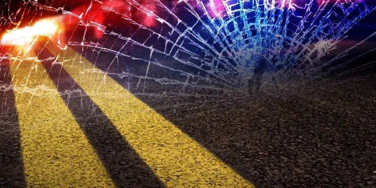 Woman dies in overnight crash in St. Charles County