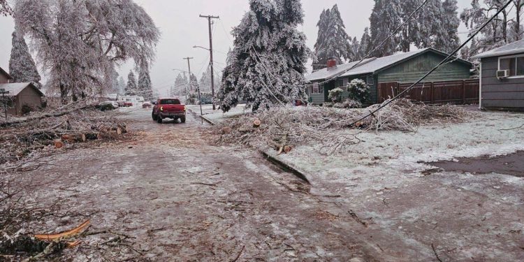 2 Oklahomans Die From Extreme Cold