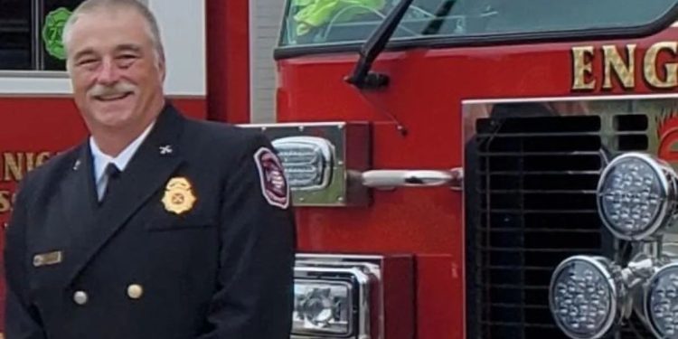 Georgia Fire Chief Fatally Shot While Assisting Driver Who Hit A Deer In Alabama