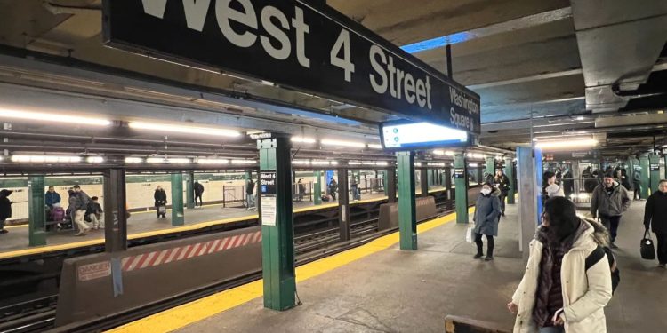 Man Caught Drinking On The Manhattan Subway Platform Slashes Cop With Broken Bottle And Bite Another