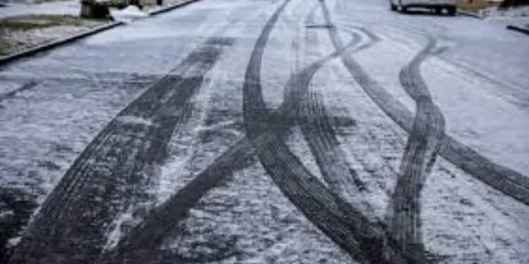 Parts of Pennsylvania are under an advisory for snow and ice overnight until Monday morning