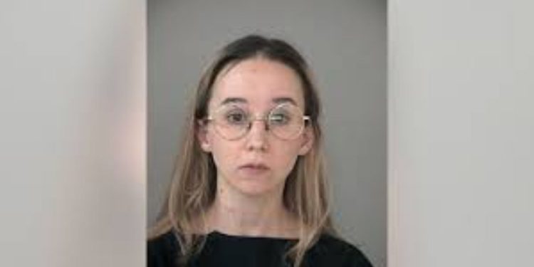 31-year-old Texas Teacher Kara Hernandez Arrested For Allegedly Having A Relationship With A Middle School Kid