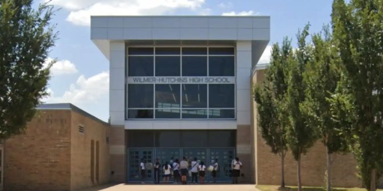 Mass Shooting At Texas High School Leaves 4 Students Hurt A Year After Shooting At Same School