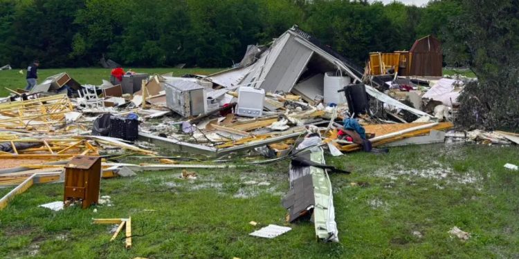 Storms Leave 3 People Dead In Oklahoma During Easter Weekend Outbreak Across Central U.S.