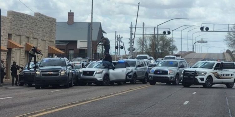 U.S. Marshals arrested murder suspect in Arizona manhunt