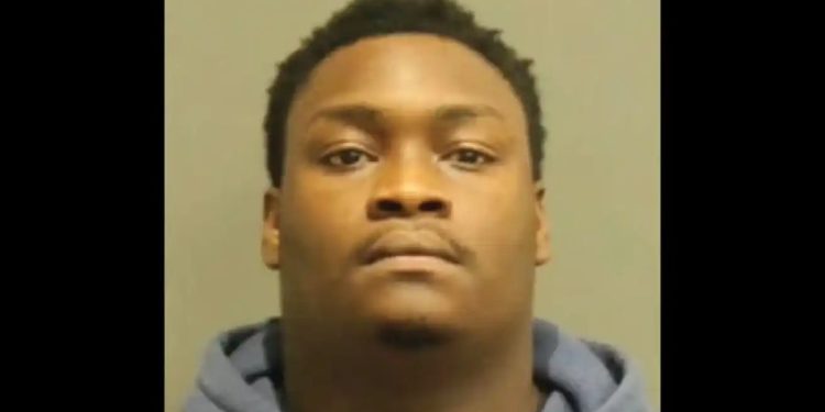 Woman In The Buff Jumps Out Of Moving Car To Escape Attempted Kidnapping