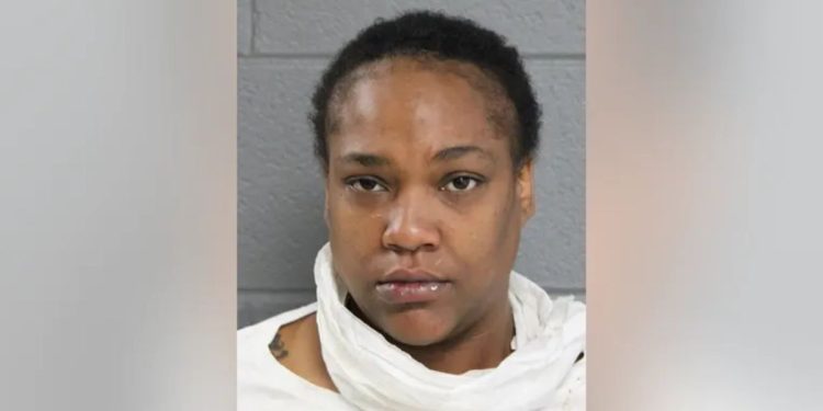 Chicago Woman Charged With Triple Stabbing