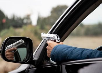 Florida man Apprehended for DUI after ‘dancing in his car’ and waving guns around