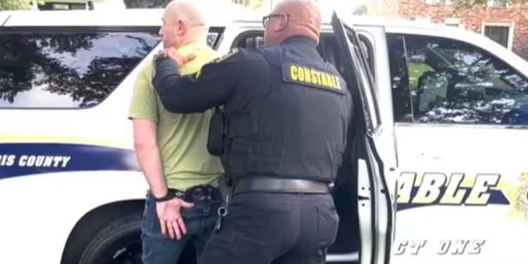 Houston Neurologist Accused Of Attempting To Meet Up With Teen Girl Online